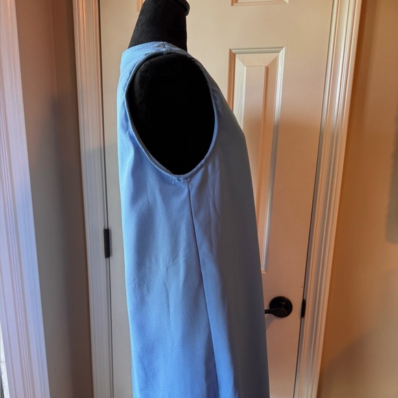 Everly light Blue Sleeveless Dress with scalloped hem - Picture 7 of 7